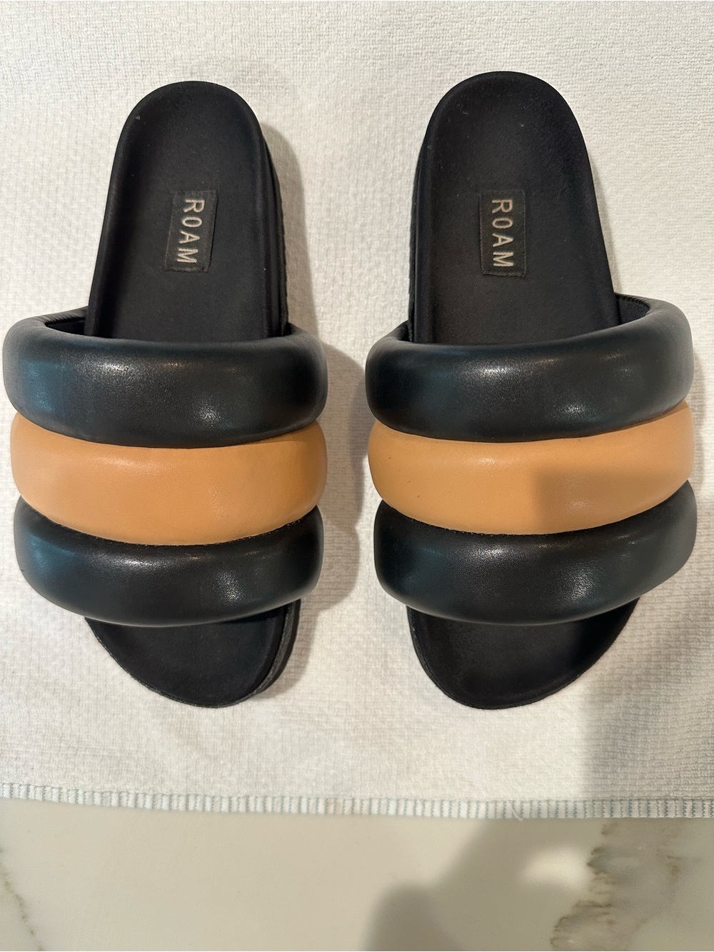 ROAM Black and Tan Padded Slide Mules
